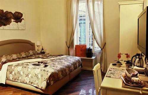 Locanda Colosseo Рим Екстериор снимка